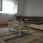Apartament Retreat - *