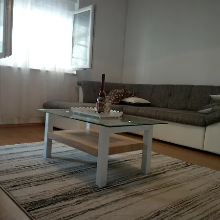 Apartment Retreat - *