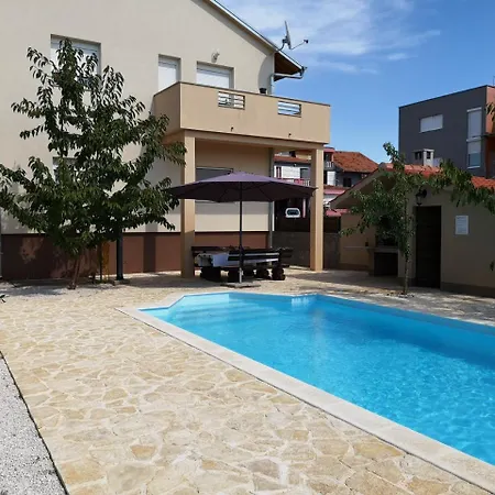 Apartment Retreat -