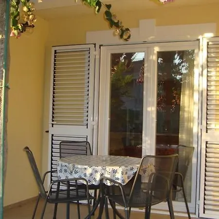 Apartamento Retreat - *